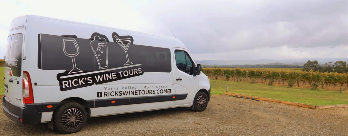 Ricks Wine Tours bus