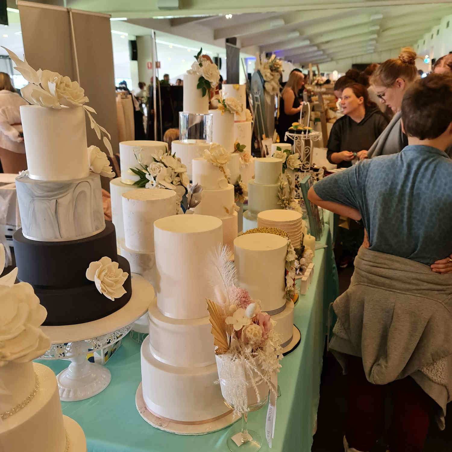 Mornington Wedding Expo May 2022 - cakes Mornington Wedding Expo May 2022 - cakes