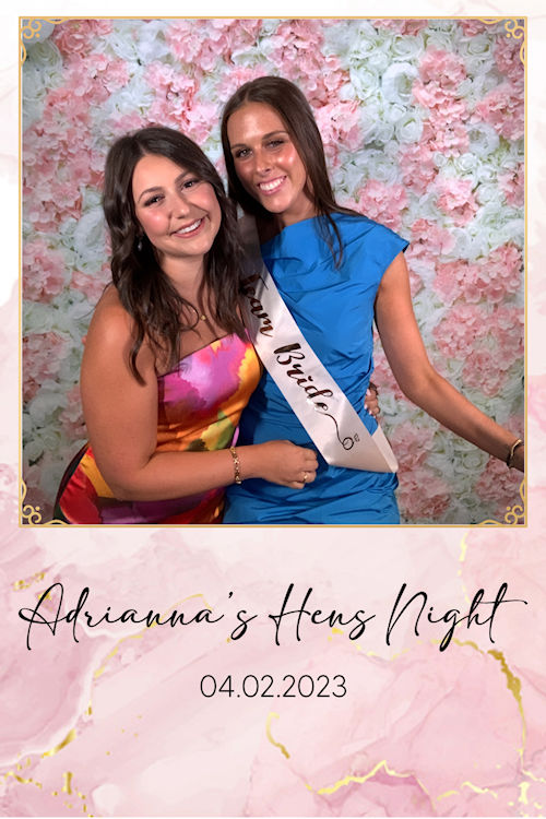 Incredibooth-Two Girls Smiling Incredibooth-Two Girls Smiling