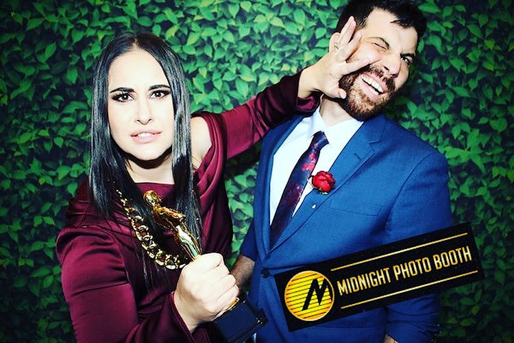 MDJ- Funny Couple Jess- Bride happy