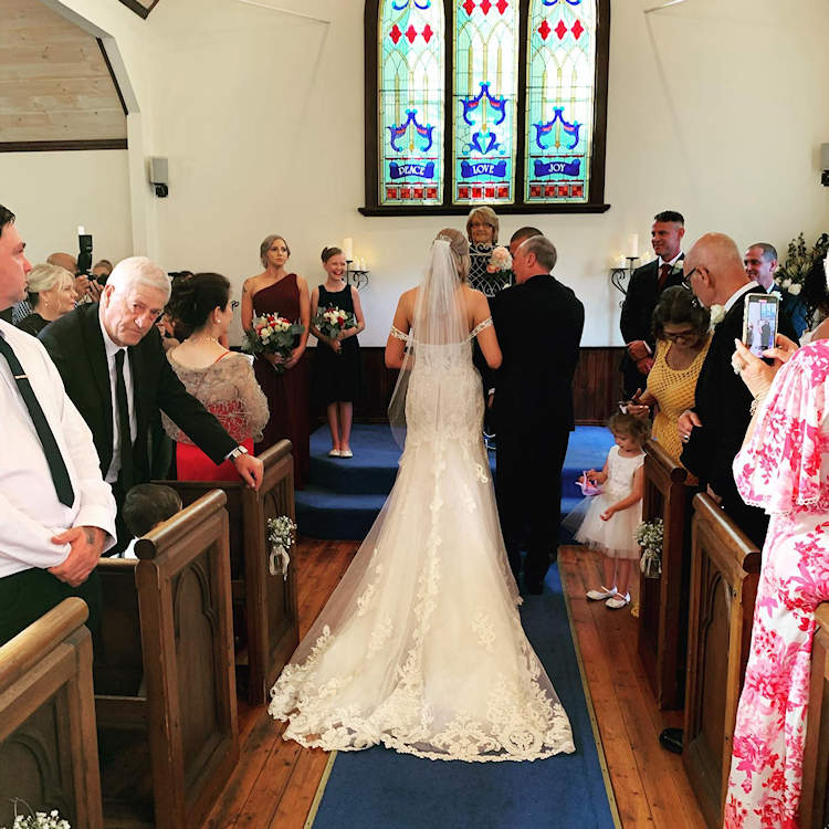 Pauline Woolley Marriage Celebrant